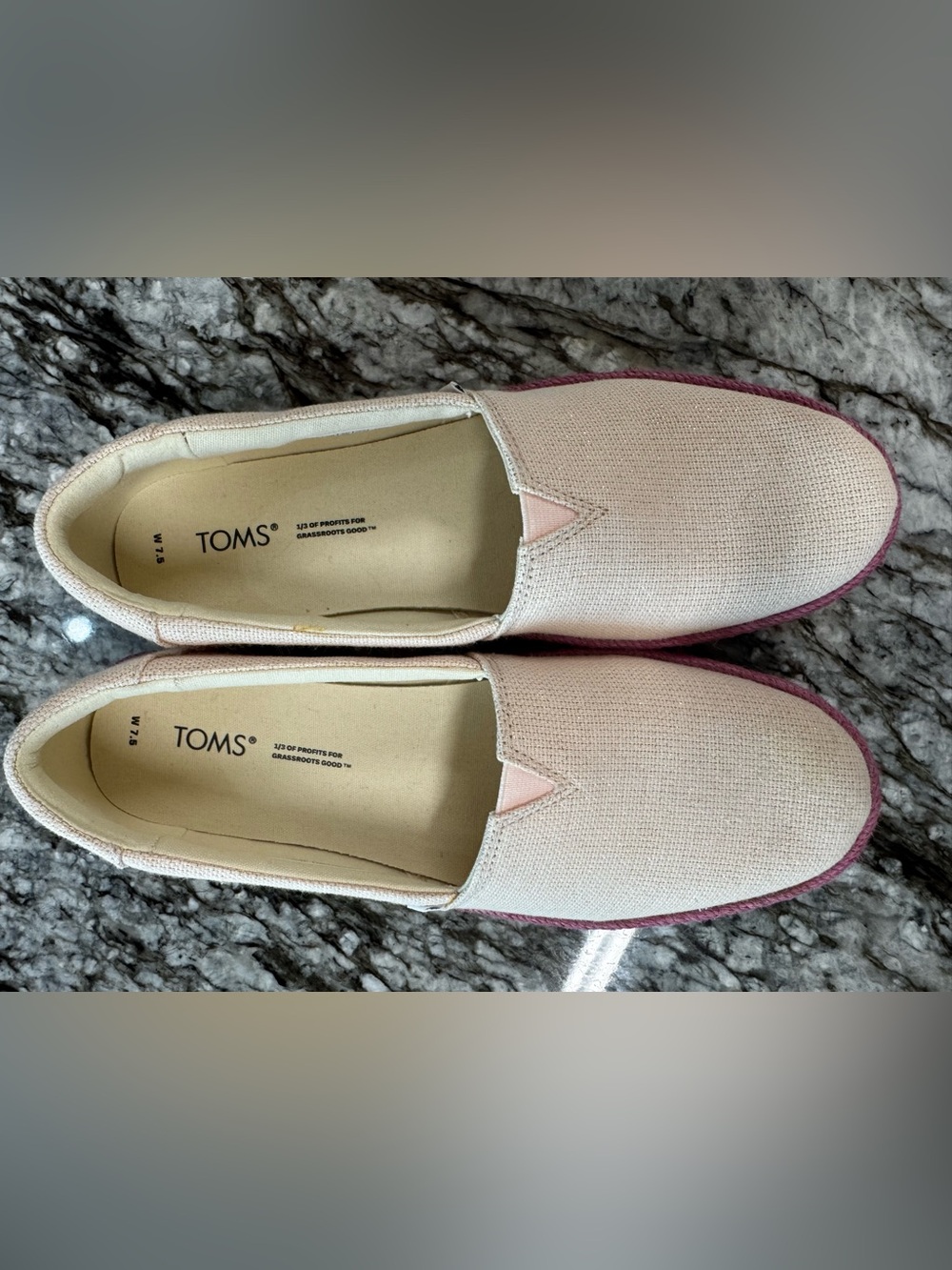 Tom’s shoes W 7.5 - Picture 8 of 10